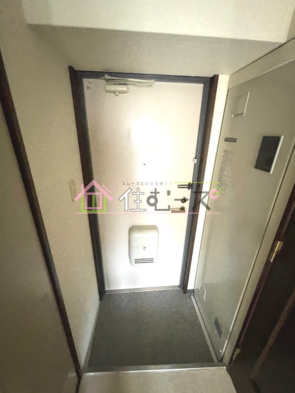 グランヴィ天王寺 玄関