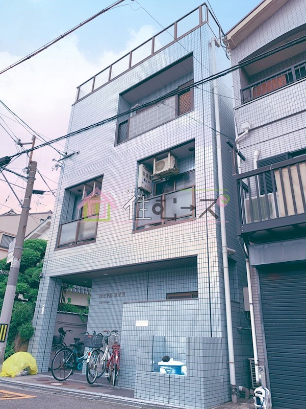 ロイヤルハイツ 外観