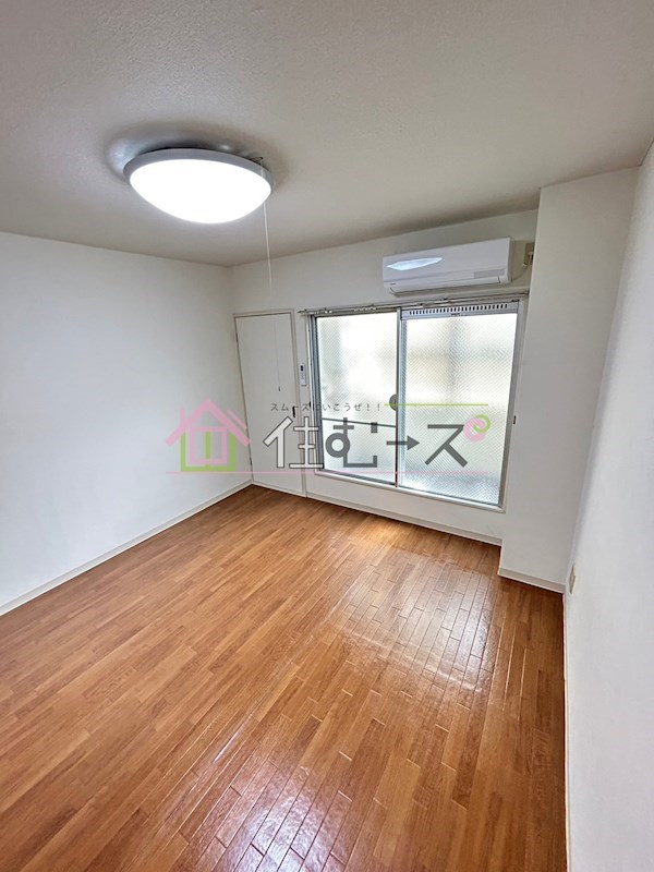 メゾン鳩ヶ瀬 ベッドルーム