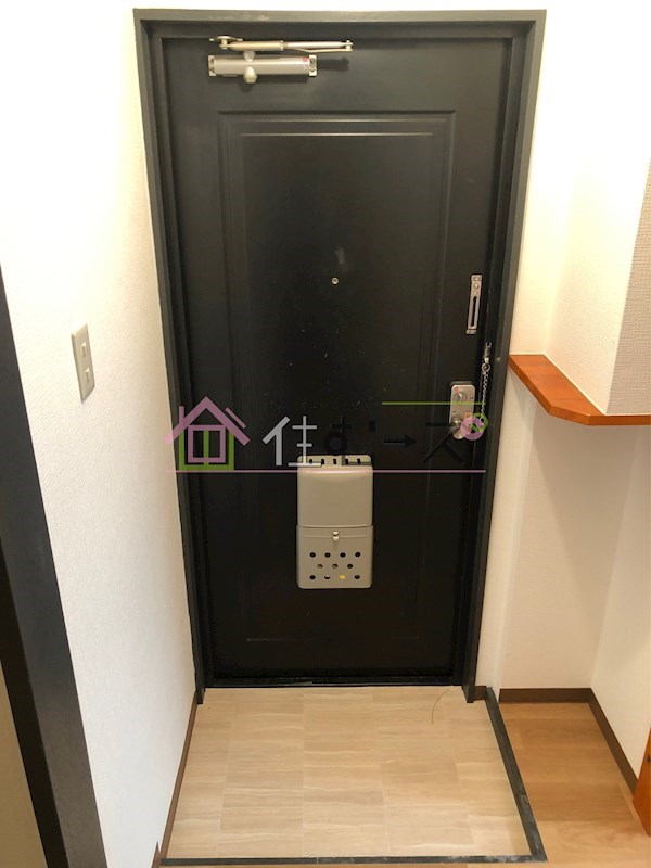 コスモメイト上汐町 玄関
