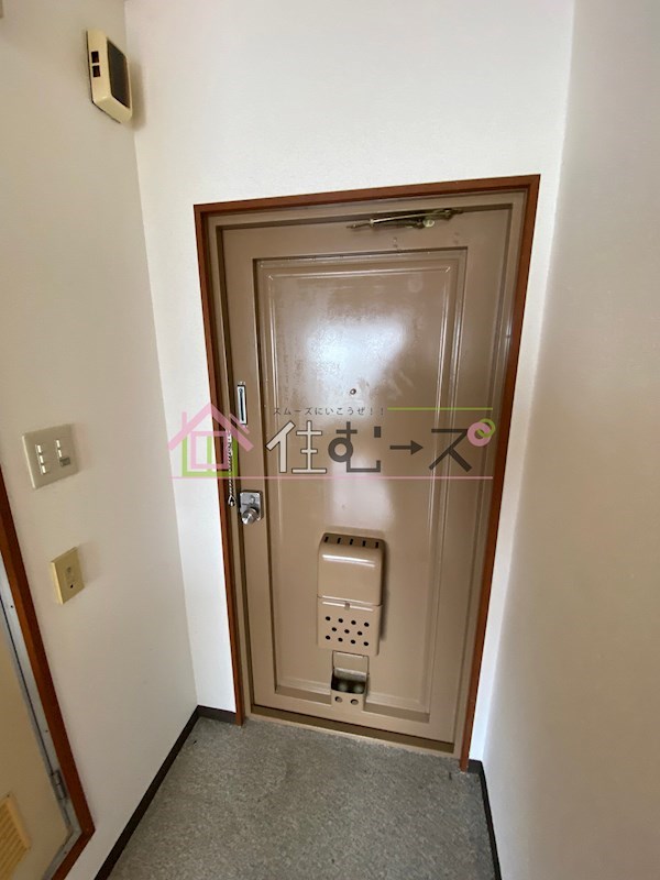 YOUハイム北巽 玄関