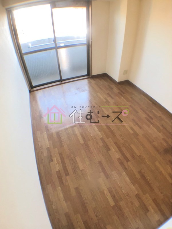 エスリード新大阪 ベッドルーム