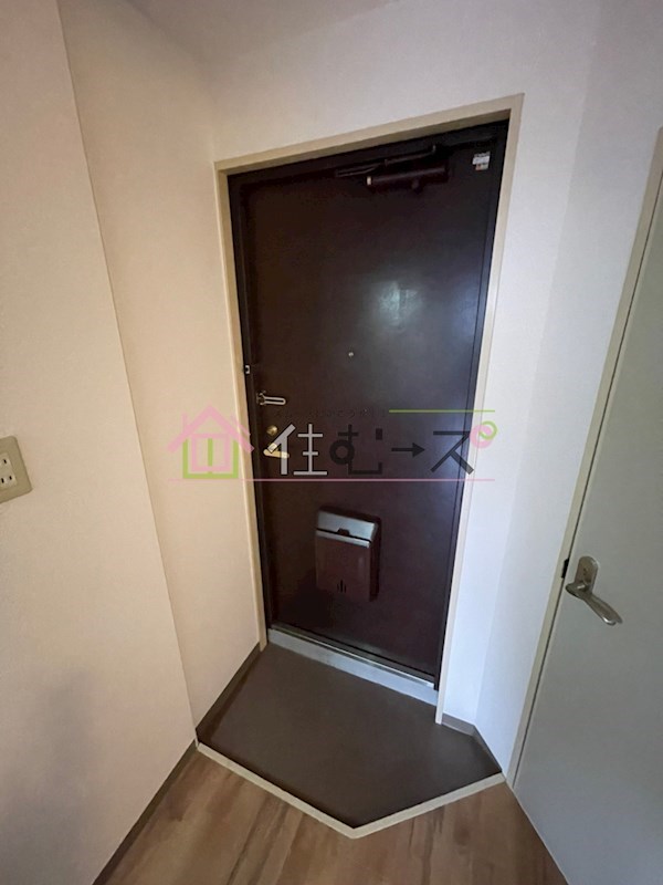 プレミアム福島 玄関