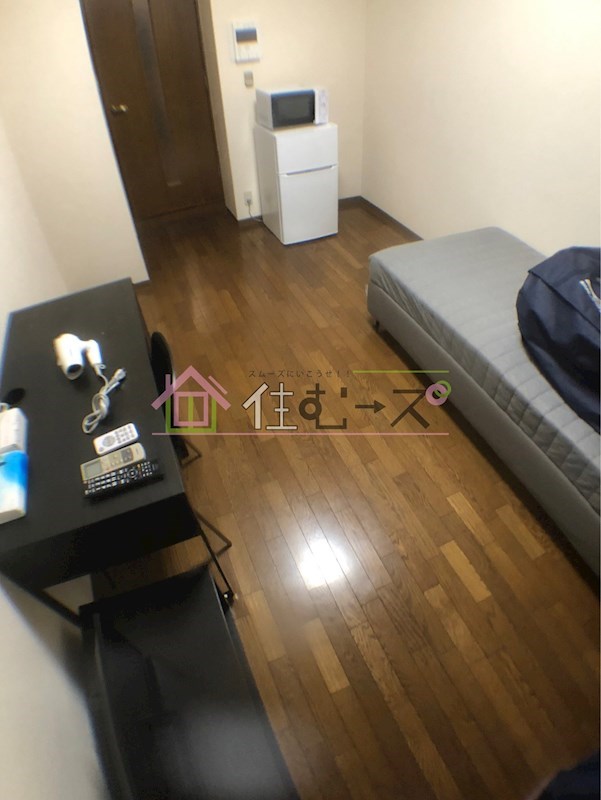 エスリード本町 リビング