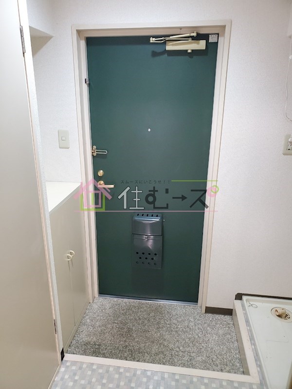 メゾンラフィネ 玄関