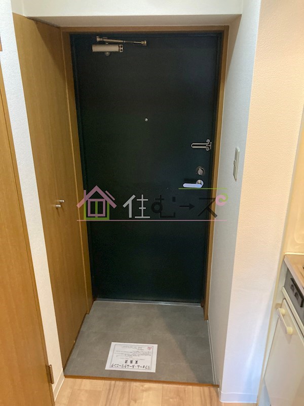 エステムコート大阪城南 玄関