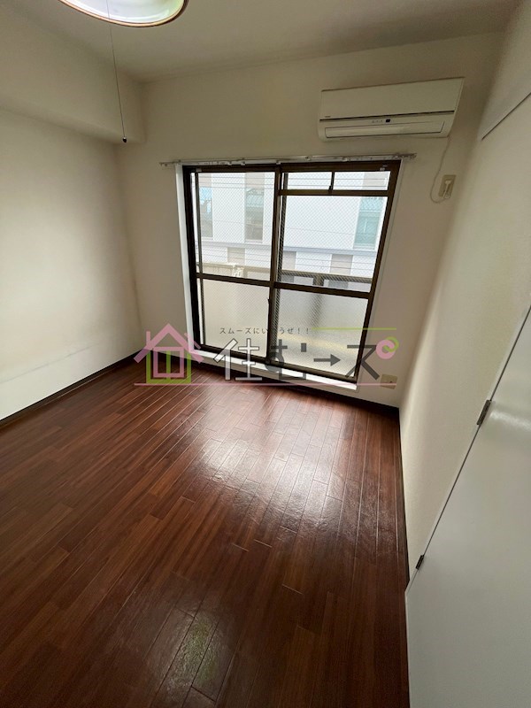 京和マンション ベッドルーム