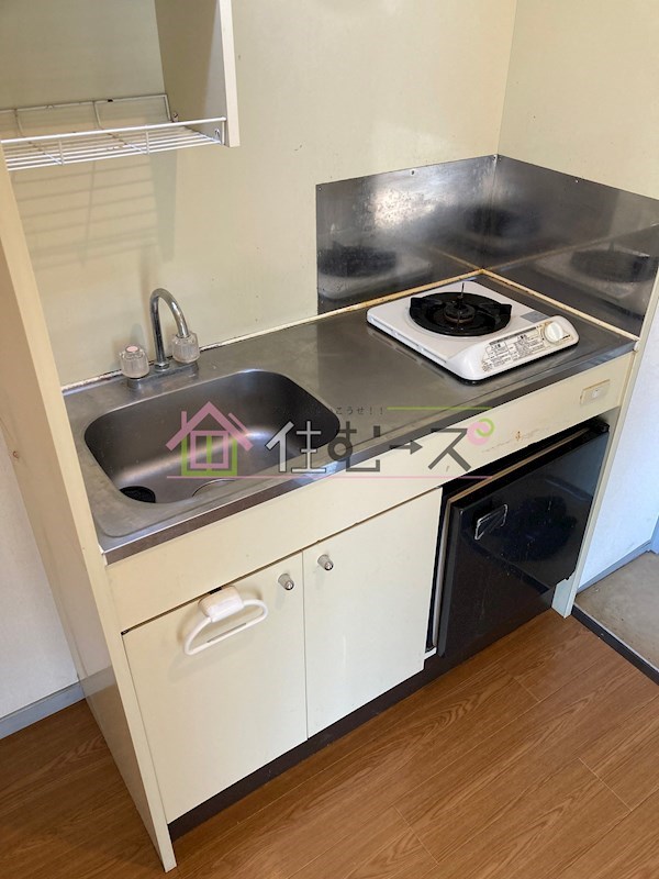 メゾンマルヨネ九条 キッチン