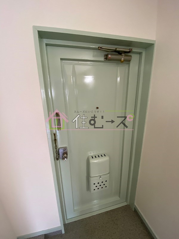 整優コーポ 玄関