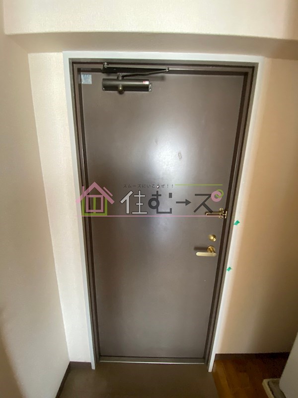 デ・リード塚本 玄関