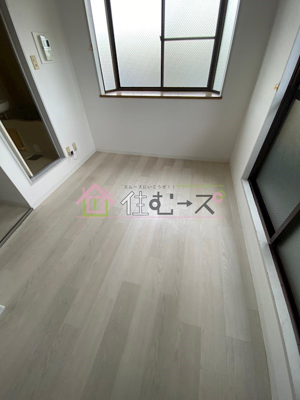 Steady新大阪南 リビング