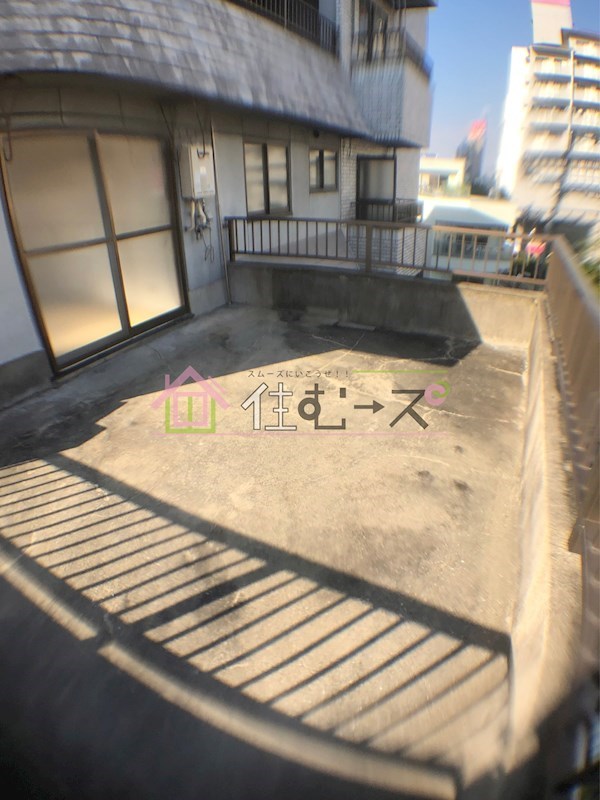 グランドハイツ喜連 ベランダ