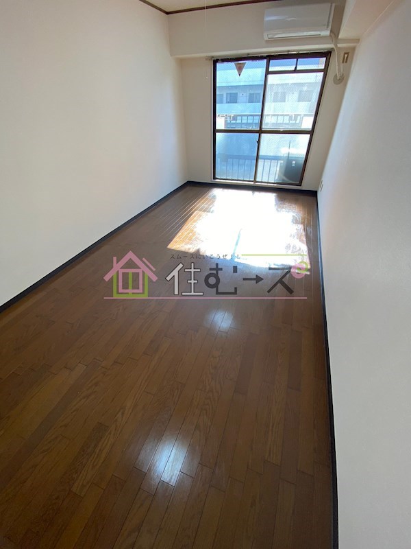 ラ・フォーレ今里 ベッドルーム