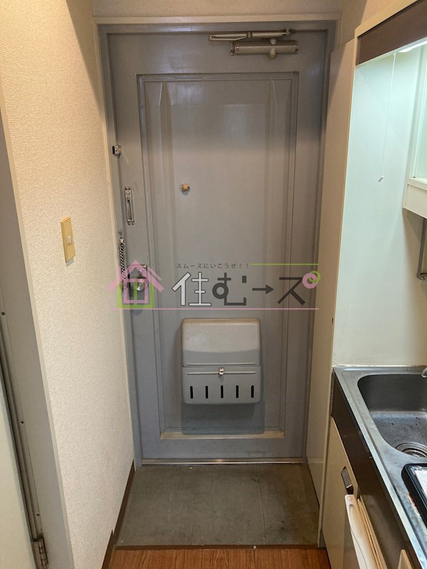 ラパンジール市岡元町 玄関