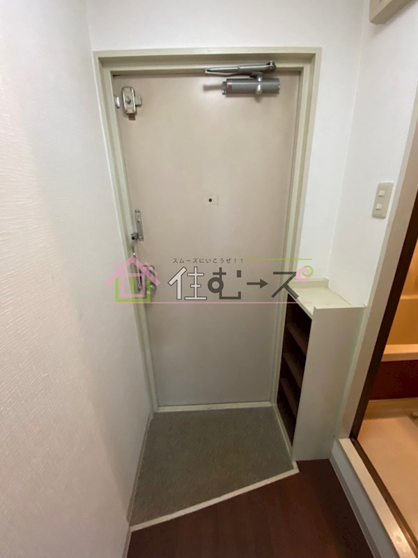 アパートメント新深江 玄関