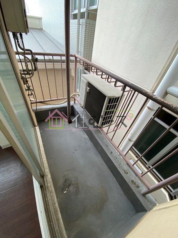 アパートメント新深江 ベランダ