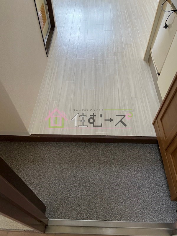 グリーンハイツ新森 玄関