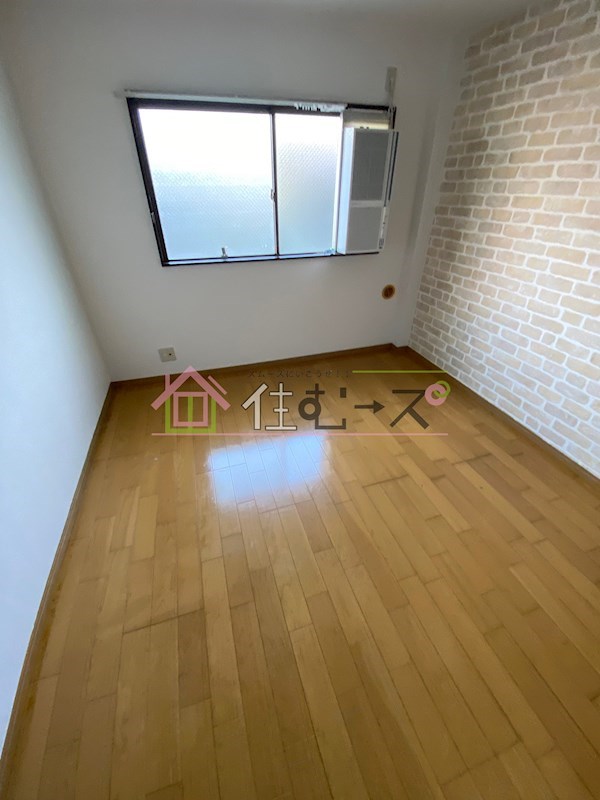 YOUハイム北巽 ベッドルーム