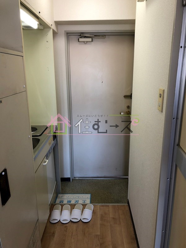 サンパレス大正 玄関