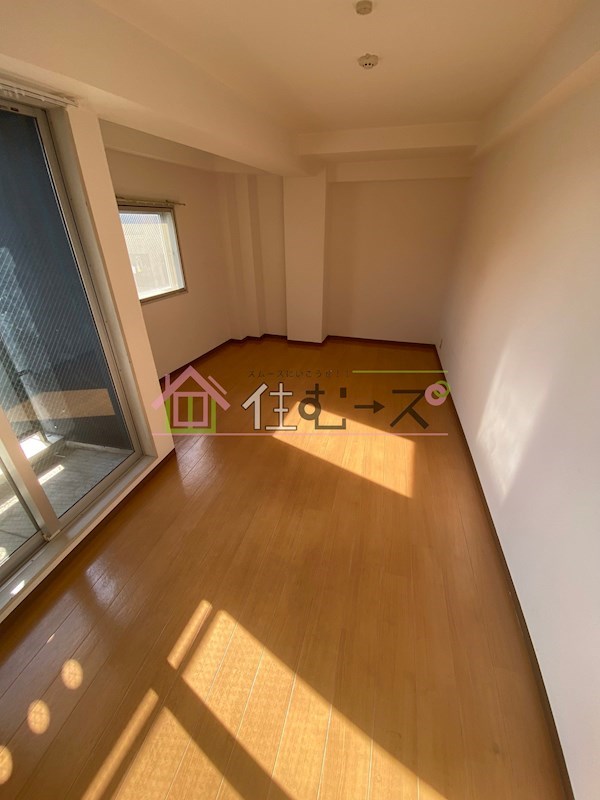 I-ZONE ベッドルーム