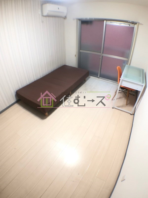 タウンハウス大阪西 ベッドルーム