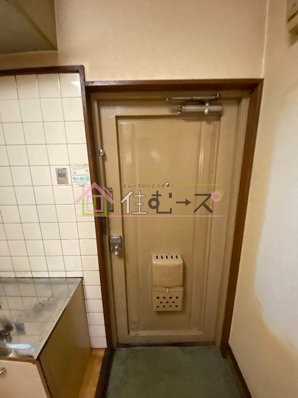 第1北野ビル 玄関