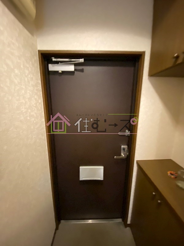 アヴェニール 玄関