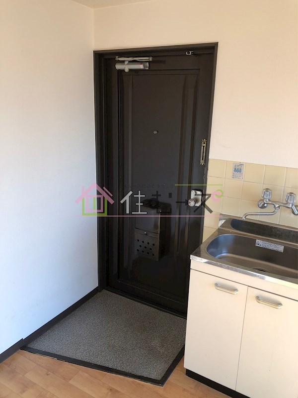 JPアパートメント東住吉Ⅲ 玄関