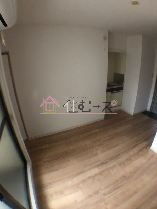 デイルーチェ上新庄 リビング