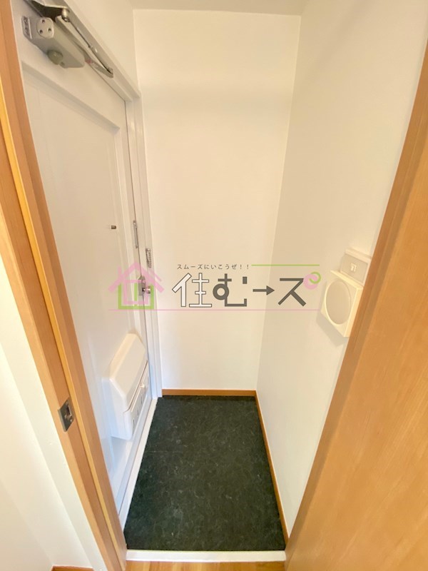 大宝　AXIA緑橋 玄関