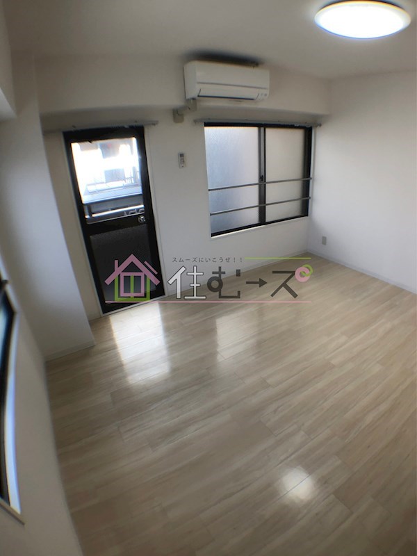 カルマーレナンバウェスト ベッドルーム