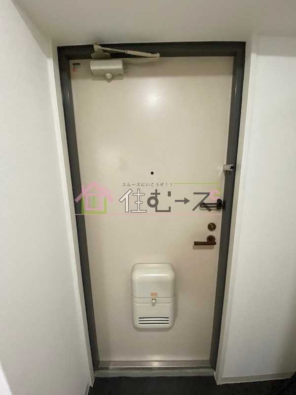 パインハイツ 玄関
