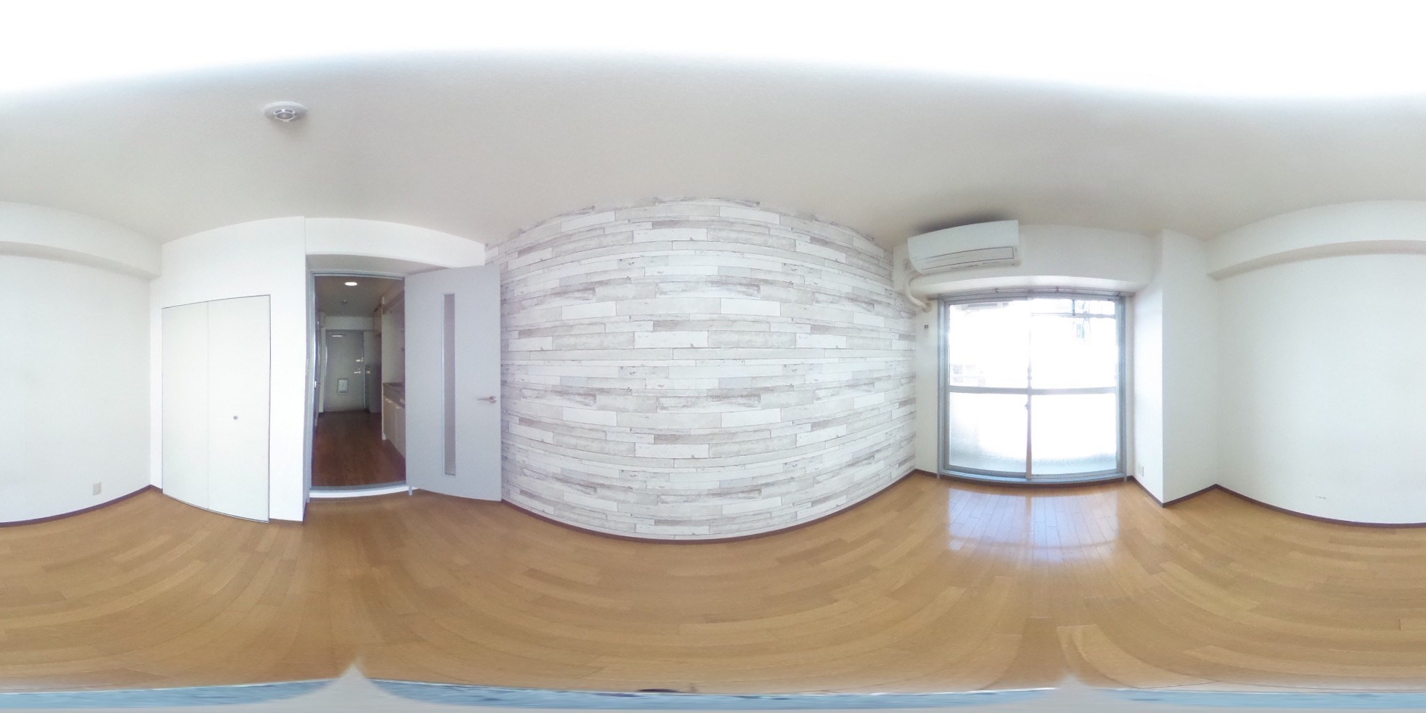 ∞中之島アンフィニ 洋室