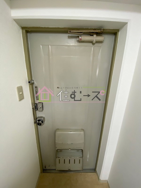 白倉マンション 玄関