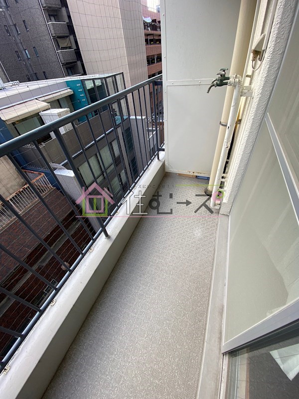 フルーレ新大阪ビル ベランダ