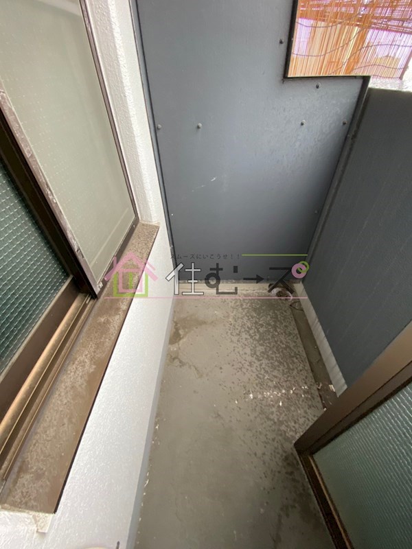 ノアーズアーク桃谷駅前 ベランダ