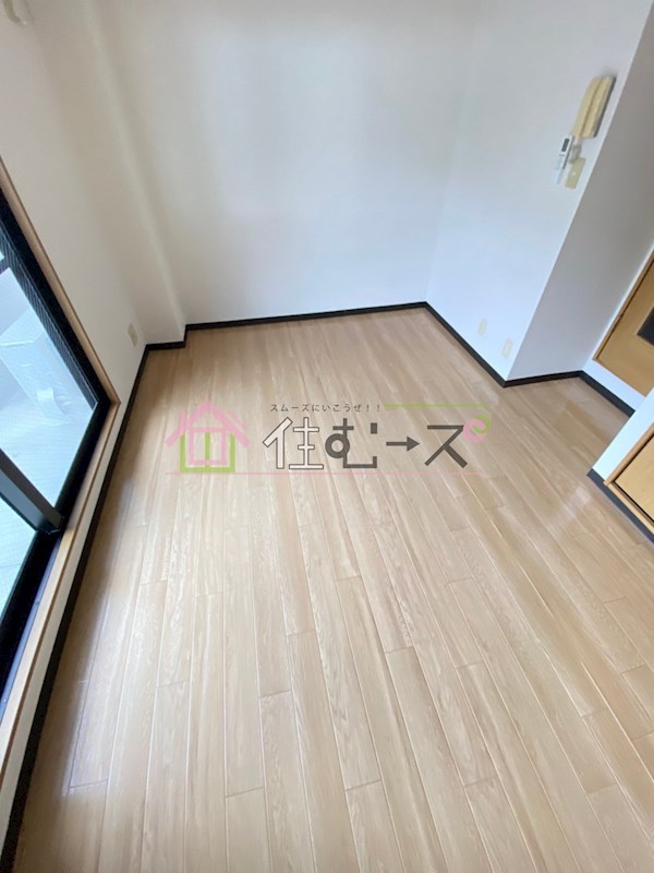 メゾン・フィオーレ ベッドルーム