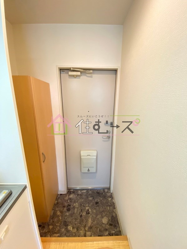 ラグジェリア天満橋 玄関