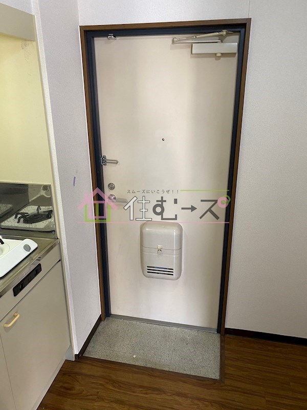 ラトゥール林 玄関