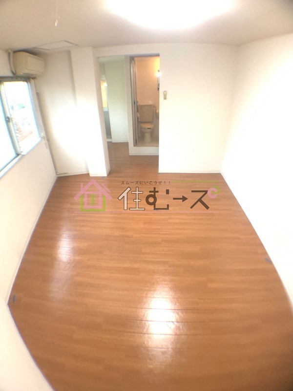 アパートメント淀川 リビング