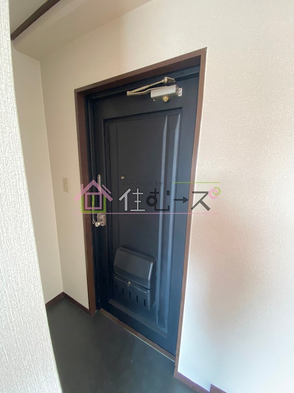 ノアーズアーク長堀通 玄関