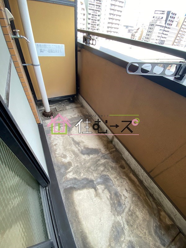 ドミール堺筋本町 ベランダ