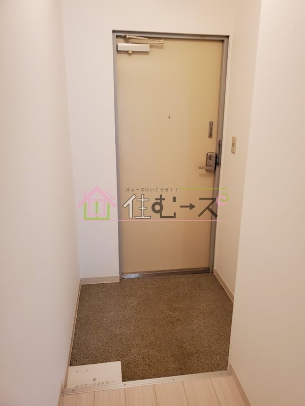 トレヴィの泉 玄関