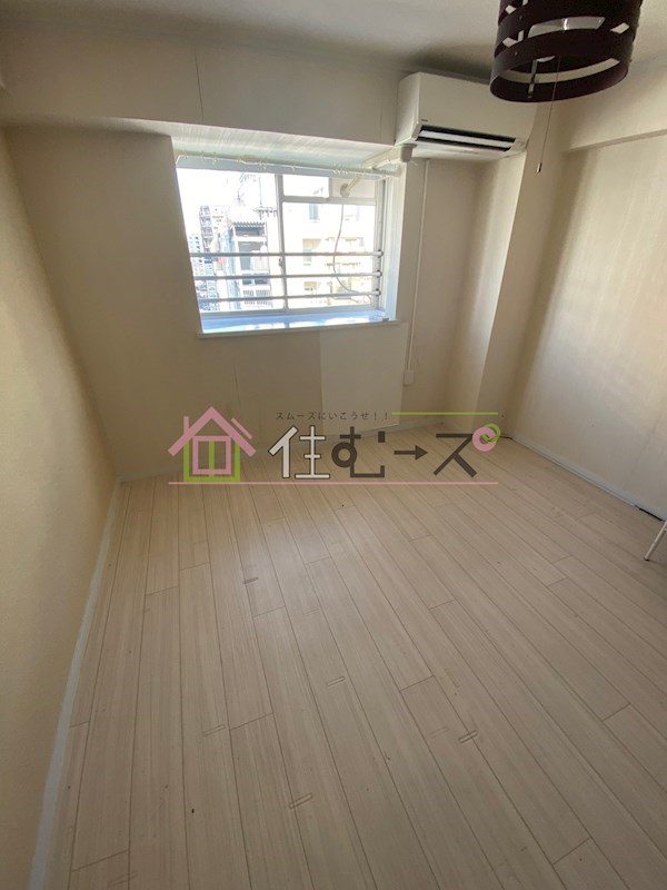 難波センチュリーマンション ベッドルーム