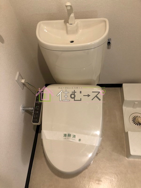 ステュディオ新御堂 ベランダ