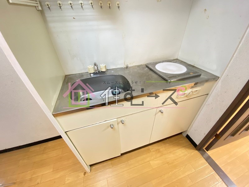 ロイヤルハイツ苅田 キッチン