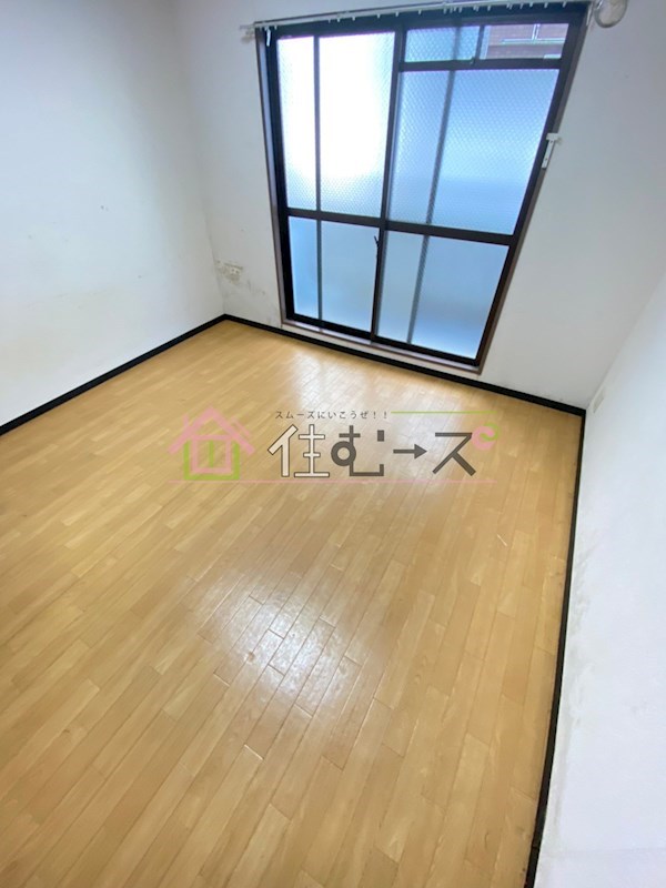 ロイヤルハイツ苅田 ベッドルーム