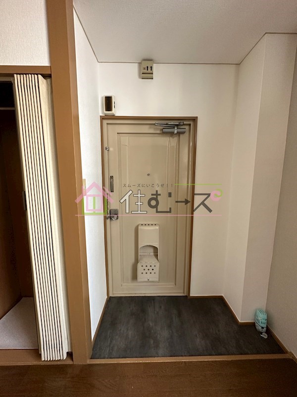 グランドキャナル新町 玄関