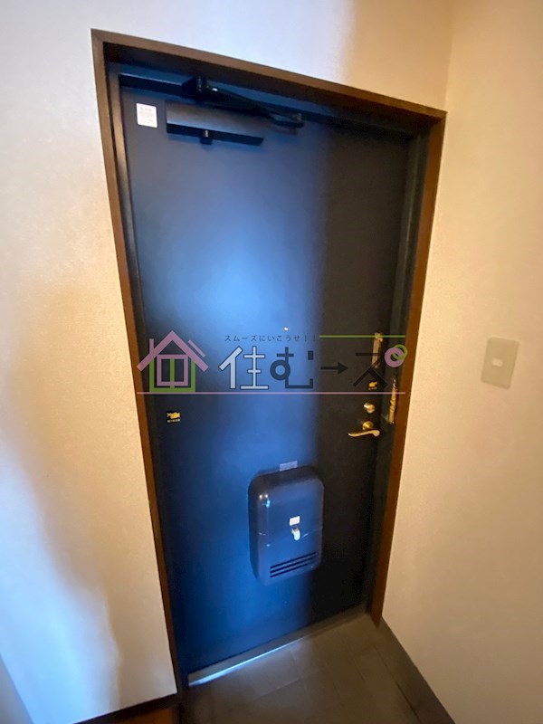 ウエストリバープラザ 玄関