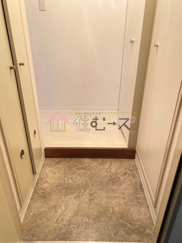 リエス天王寺東 玄関